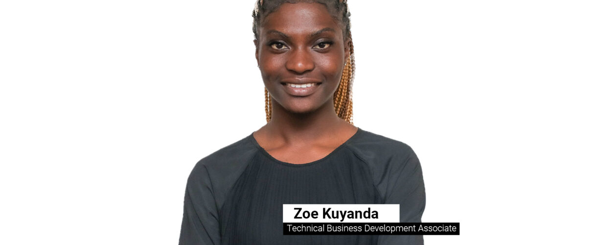 Zoe (1)